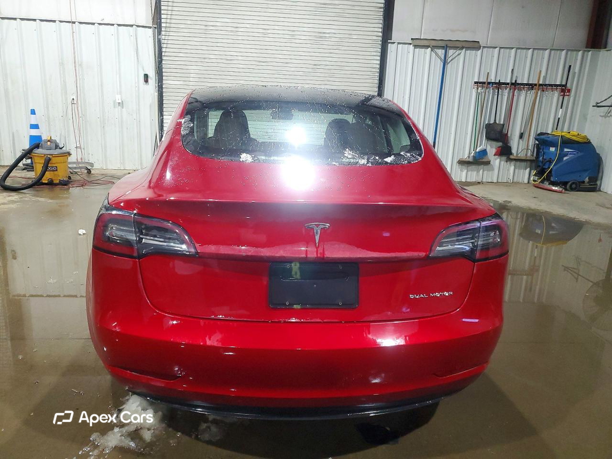 Tesla Model 3 2020