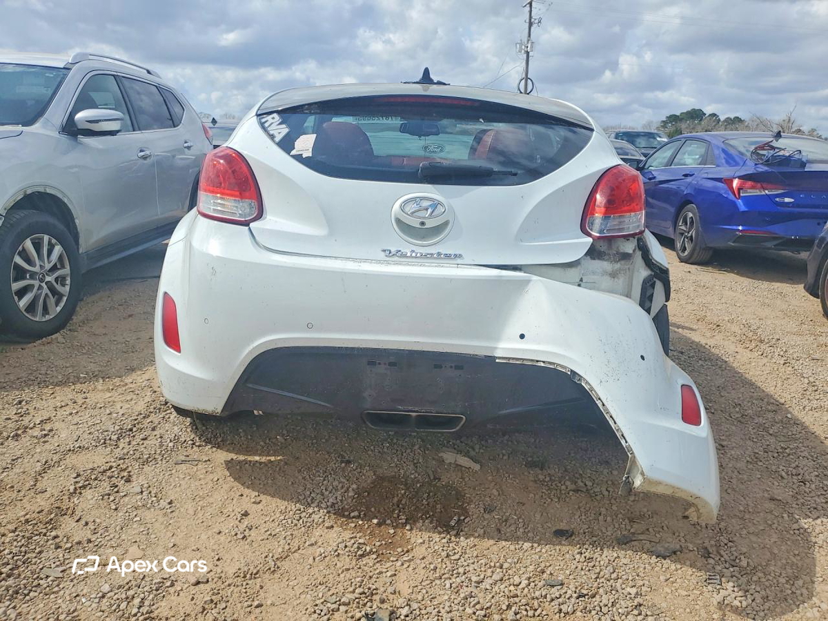 Hyundai Veloster 2012