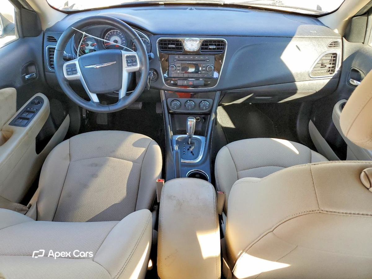 Chrysler 200 2013