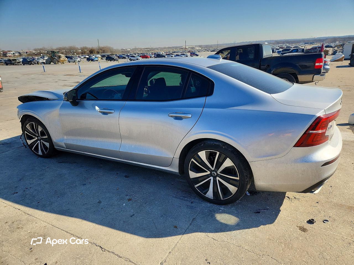 Volvo S60 2022