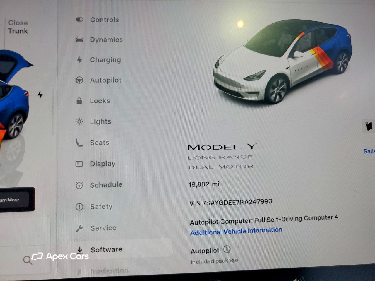 Tesla Model Y 2024