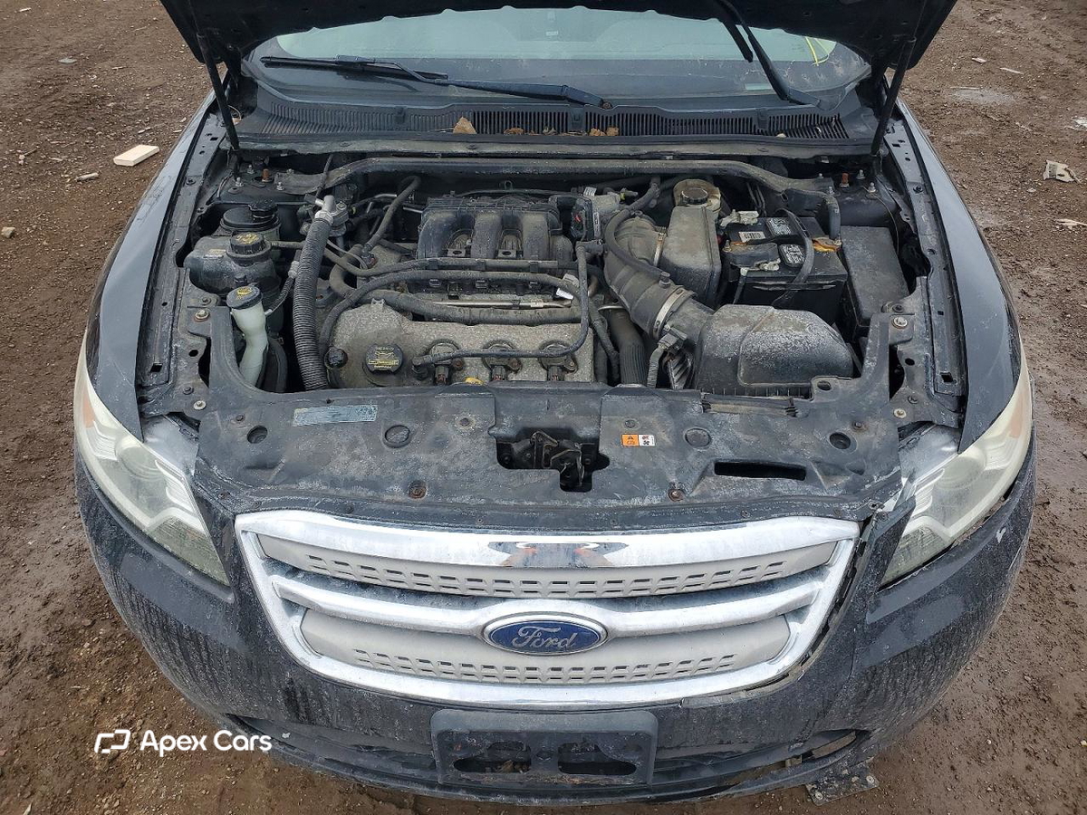 Ford Taurus 2011