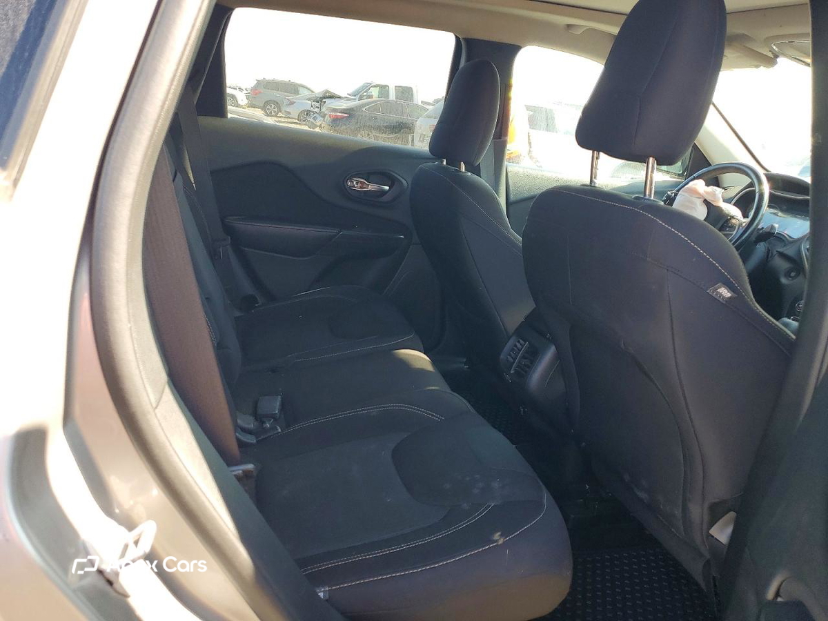 Jeep Grand Cherokee 2016