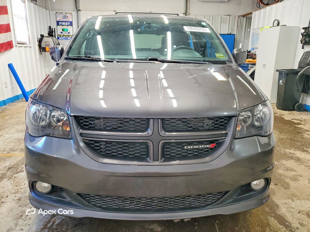 Dodge Caravan 2017