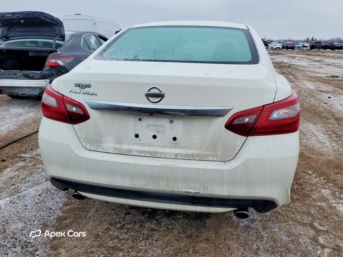 Nissan Altima 2018