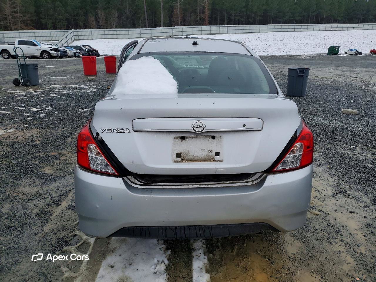 Nissan Versa 2016