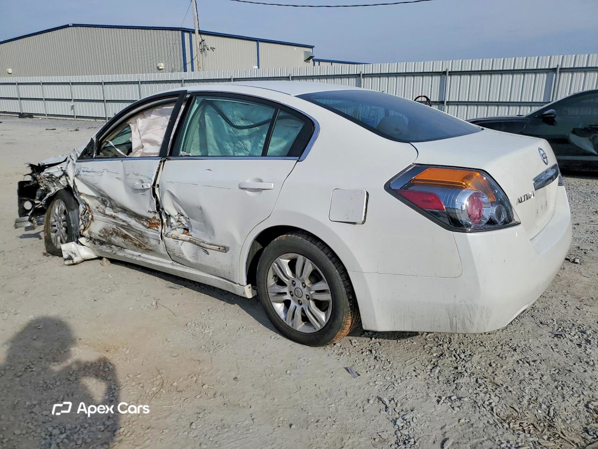Nissan Altima 2011