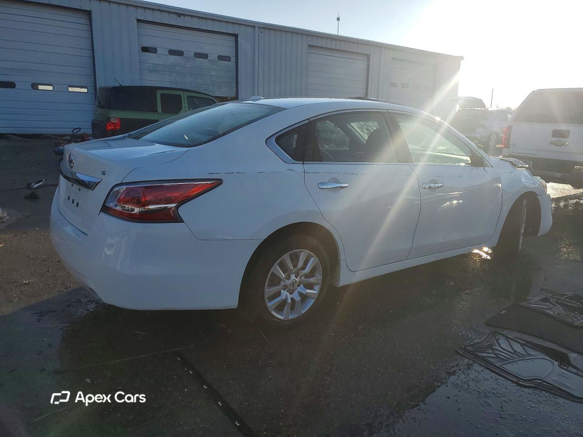 Nissan Altima 2015