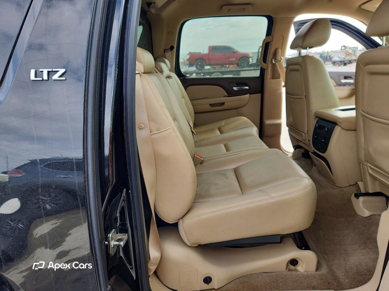 Chevrolet Avalanche 2012