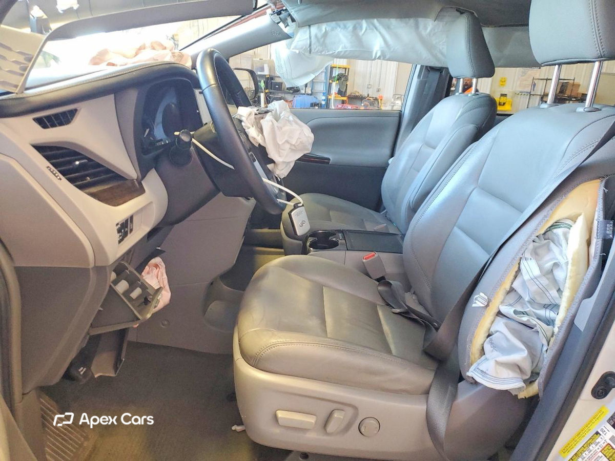 Toyota Sienna 2017