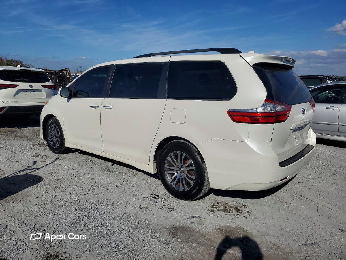 Toyota Sienna 2018