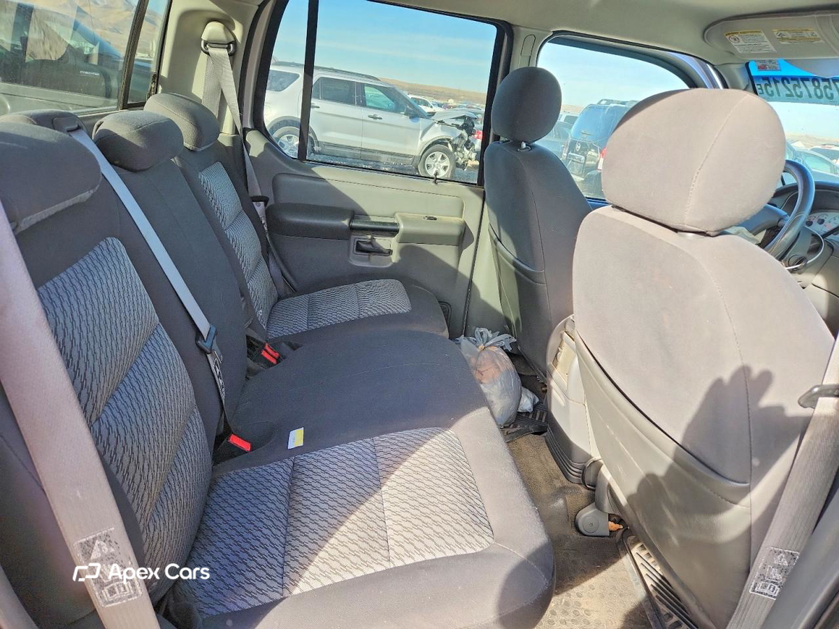 Ford Explorer 2004