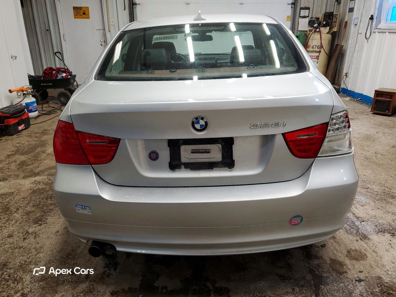 BMW Series 3 2011