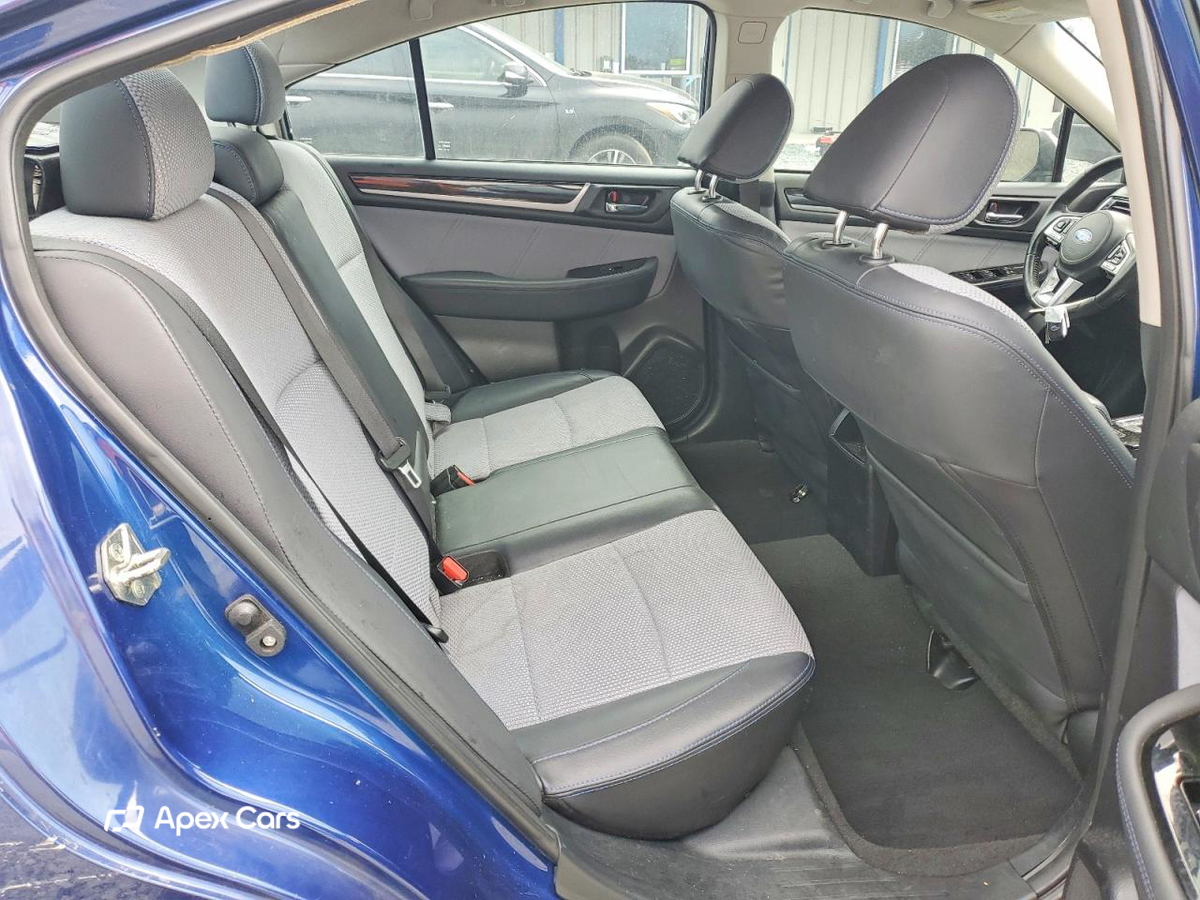 Subaru Legacy 2017