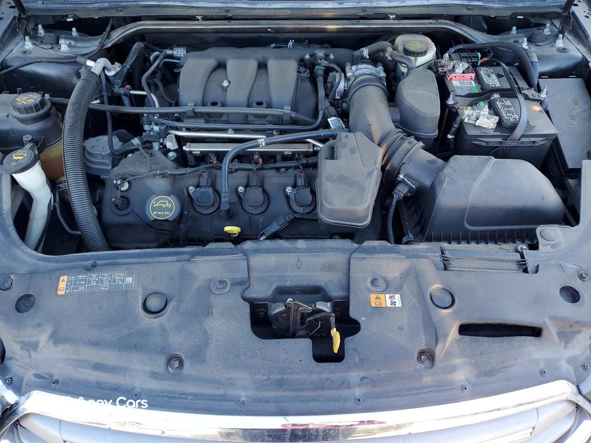 Ford Taurus 2015