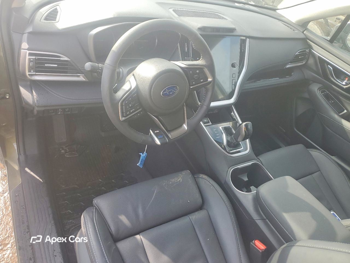 Subaru Outback 2025