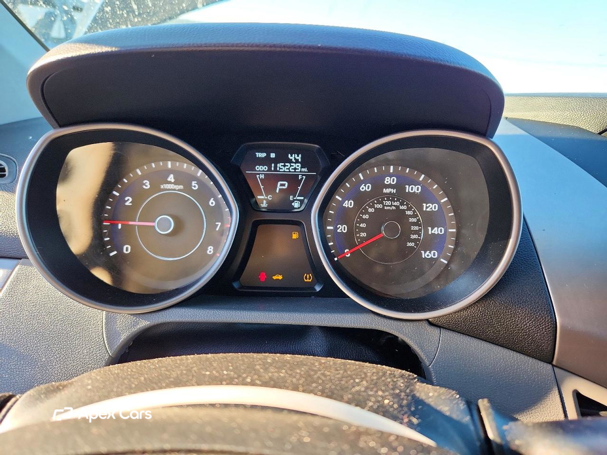 Hyundai Elantra 2011