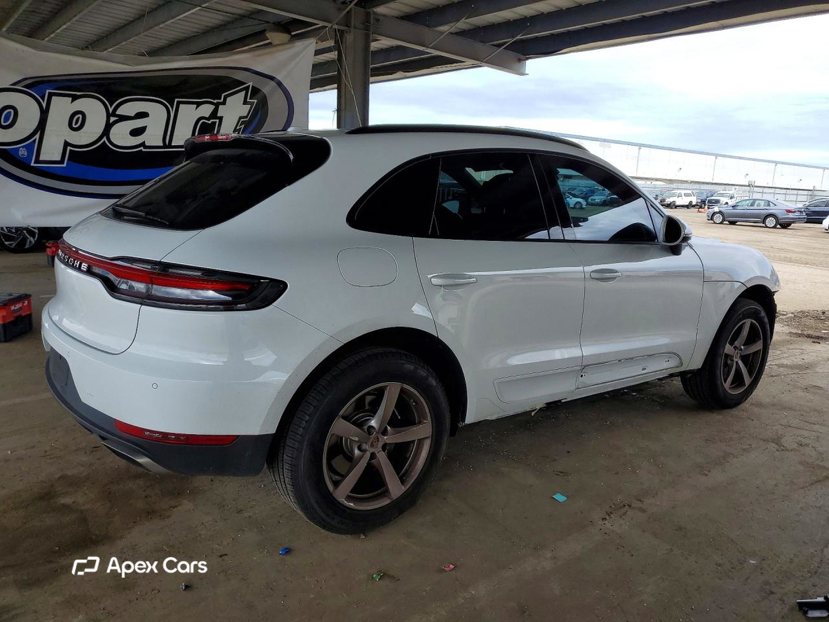 Porsche Macan 2021