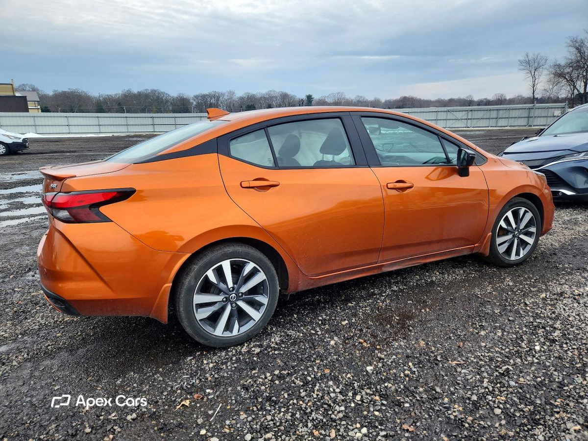 Nissan Versa 2021