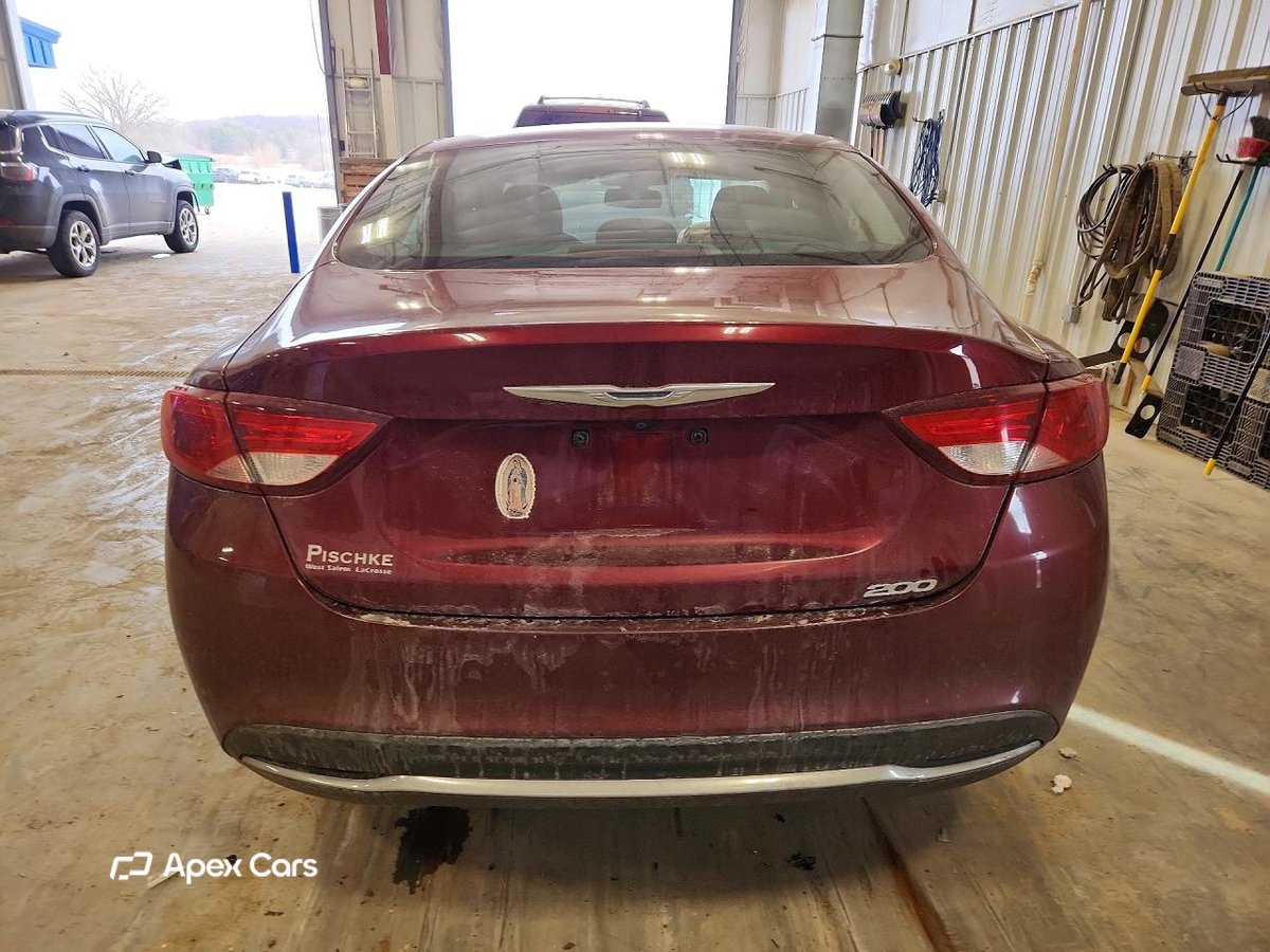 Chrysler 200 2015
