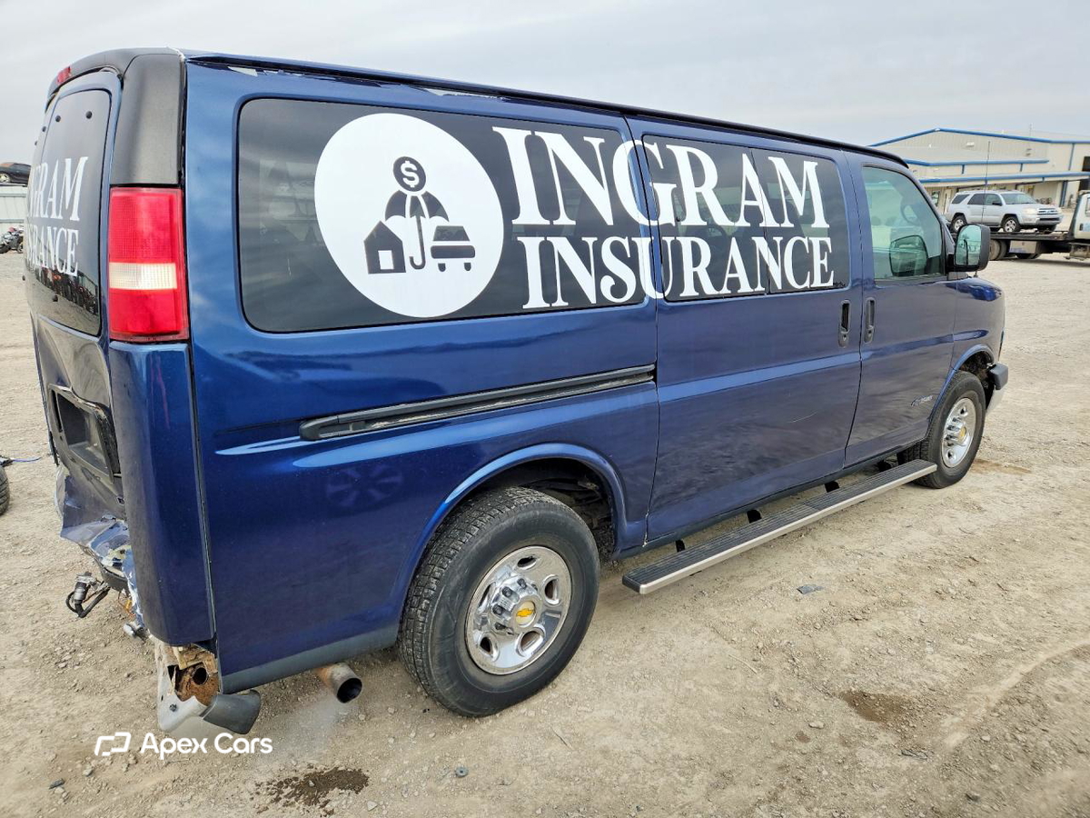 Chevrolet Express 2005