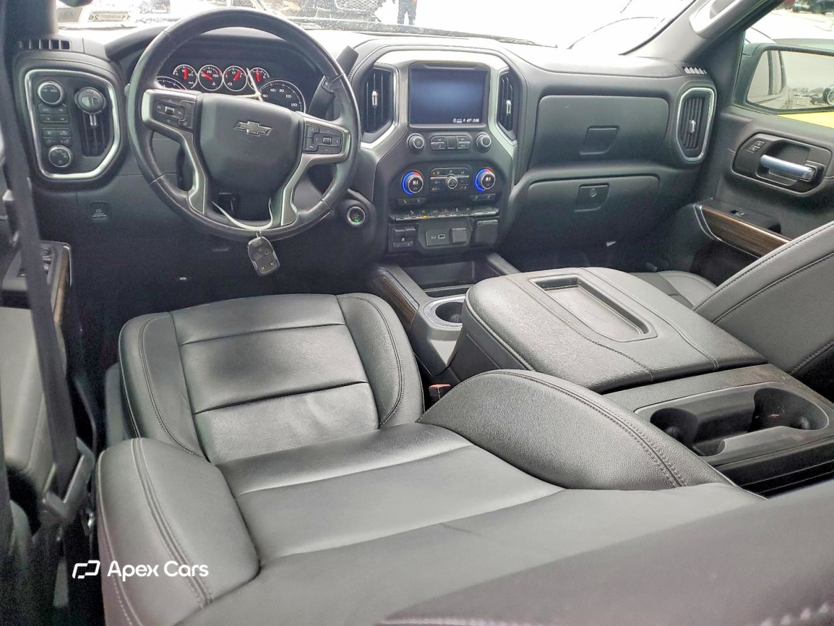 Chevrolet Silverado 2021