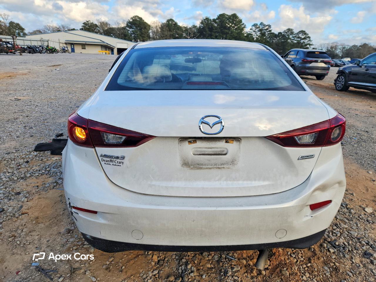 Mazda 3 2016