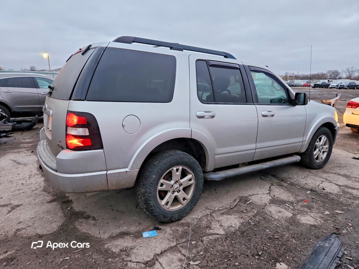 Ford Explorer 2010