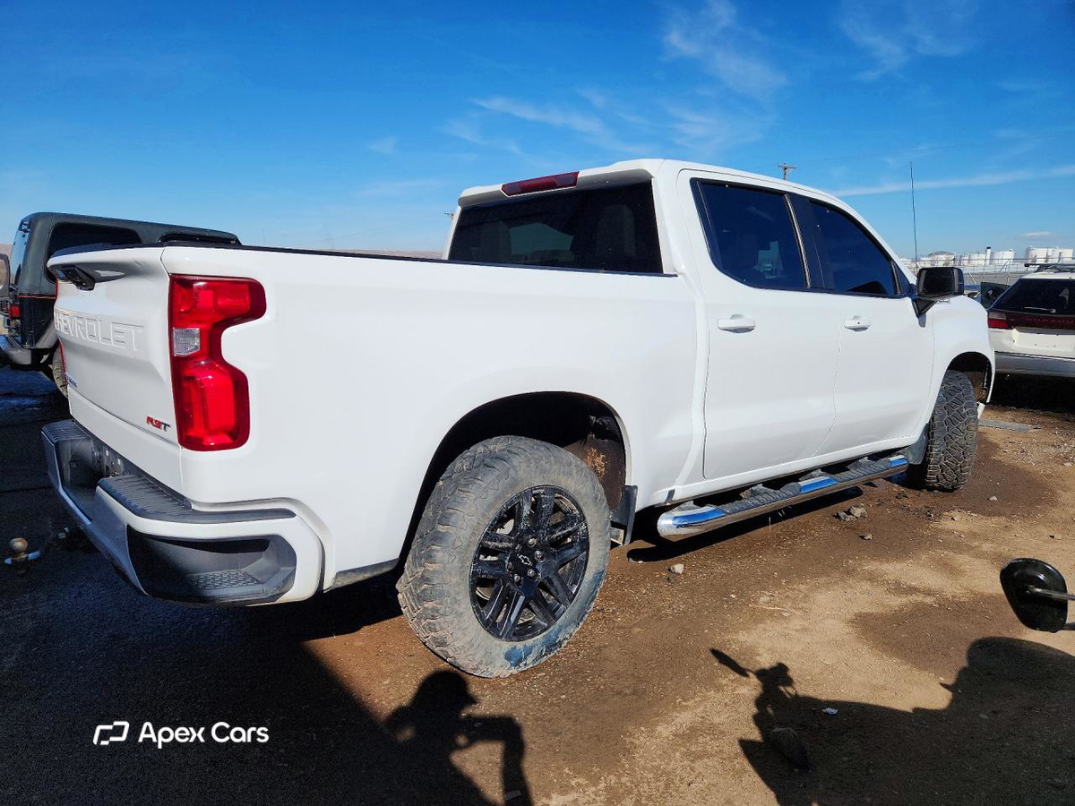 Chevrolet Silverado 2023