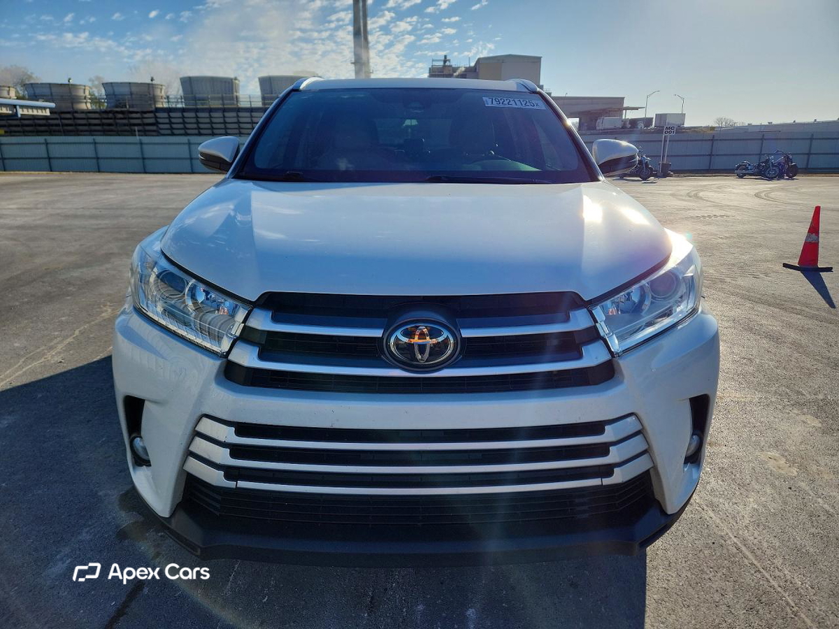Toyota Highlander 2018