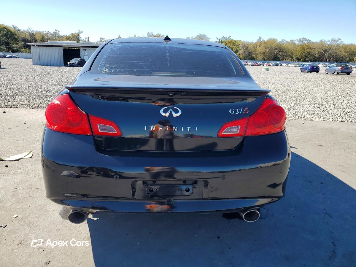 Infiniti G 2012