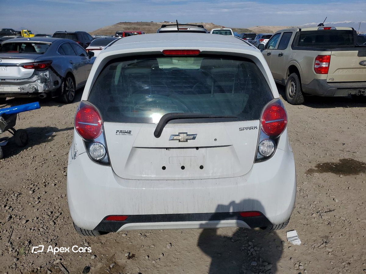 Chevrolet Spark 2015