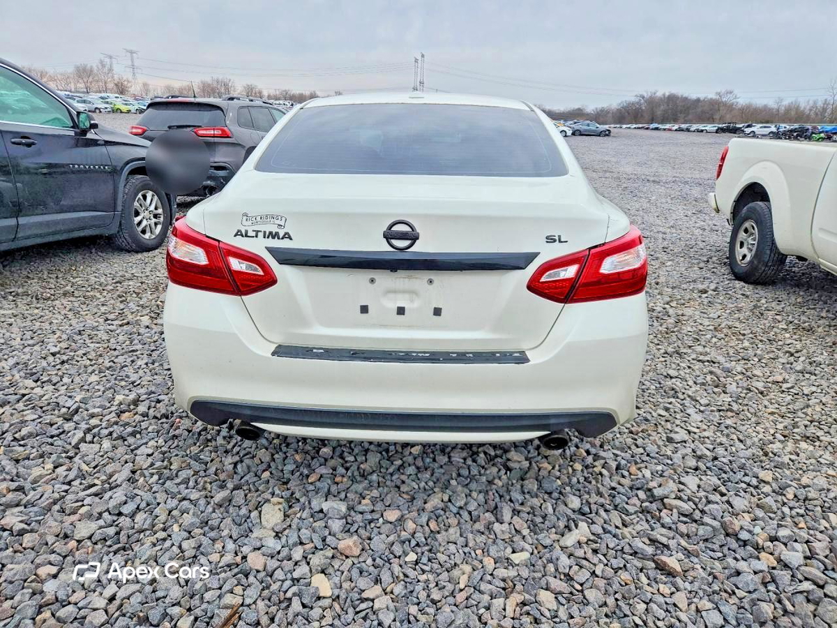 Nissan Altima 2016