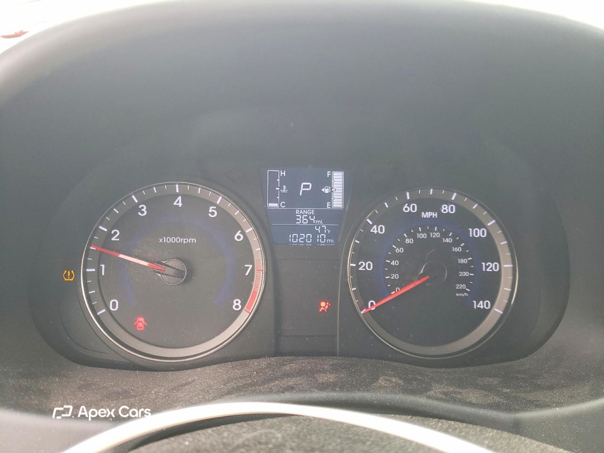 Hyundai Accent 2015
