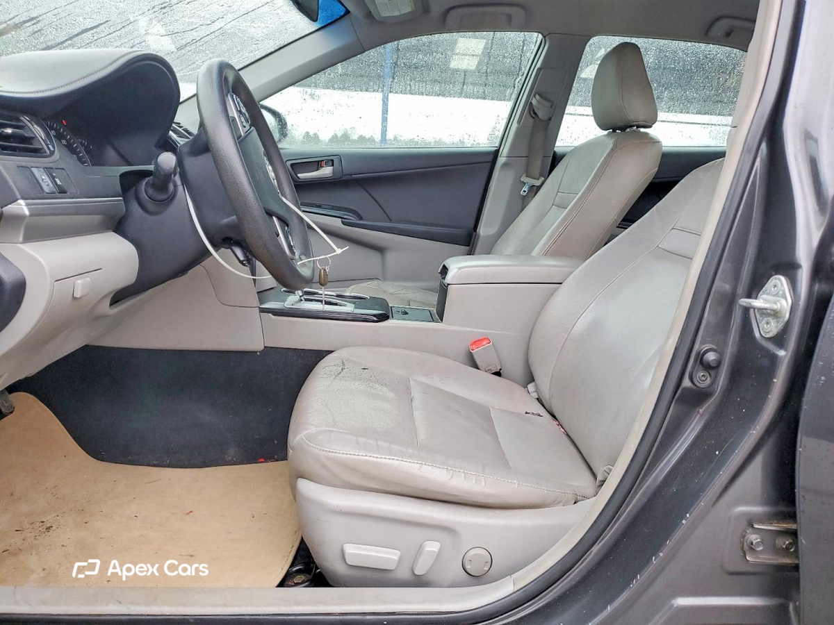 Toyota Camry 2012