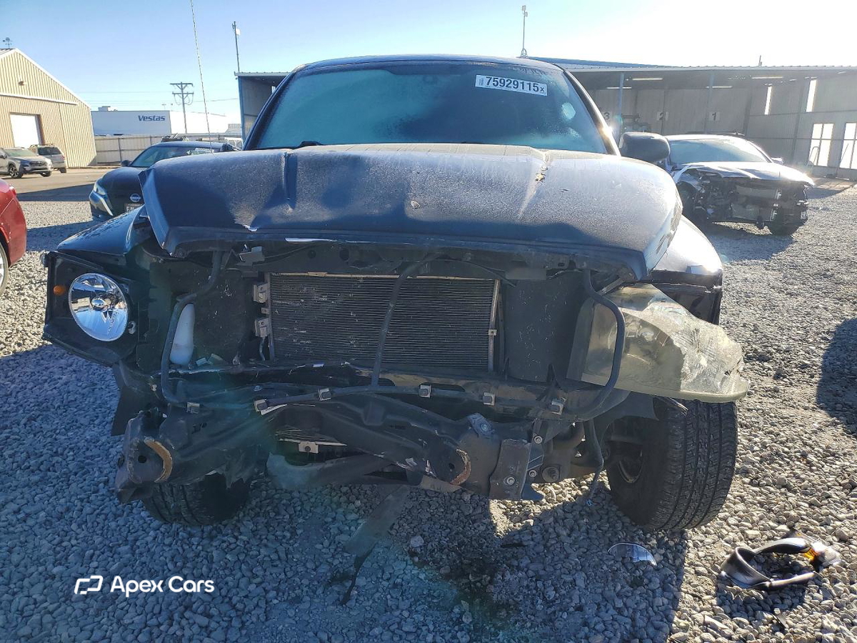Dodge Dakota 2005