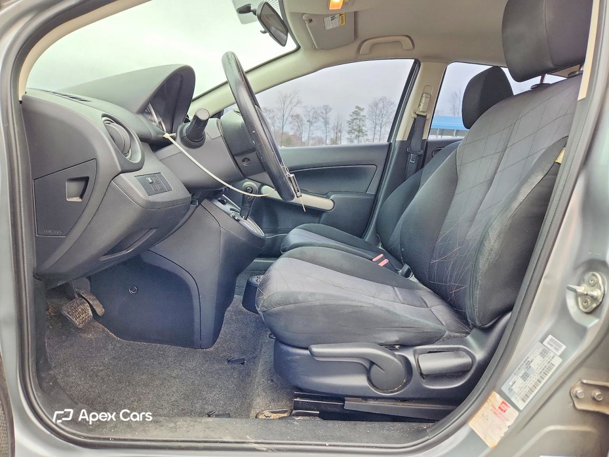 Mazda 2 2014