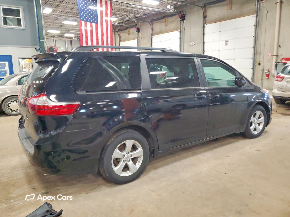 Toyota Sienna 2017