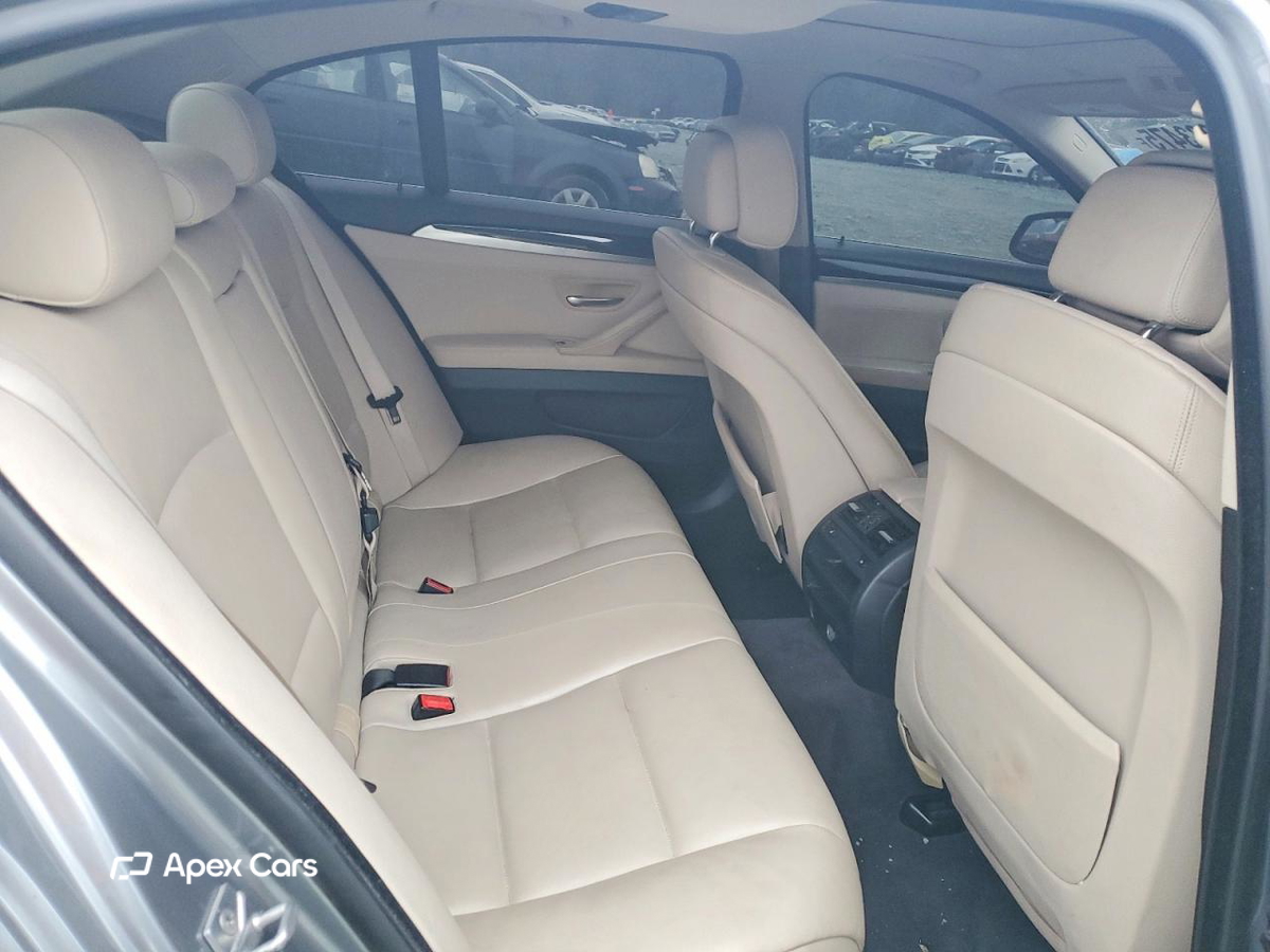 BMW Series 5 2012