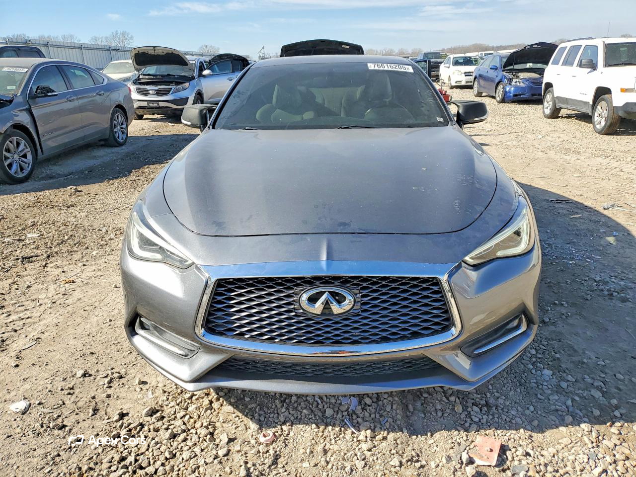 Infiniti Q60 2017