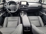Lexus UX 2023