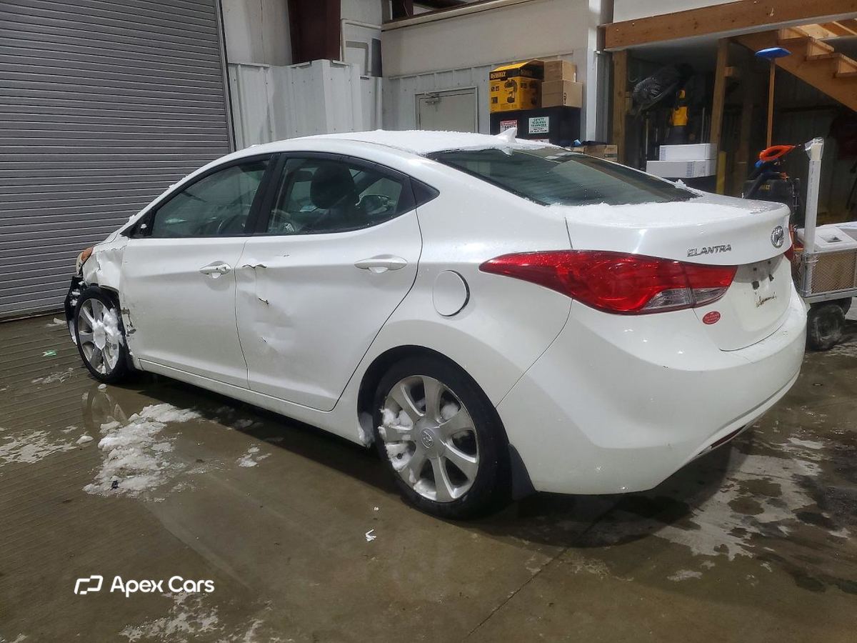 Hyundai Elantra 2012