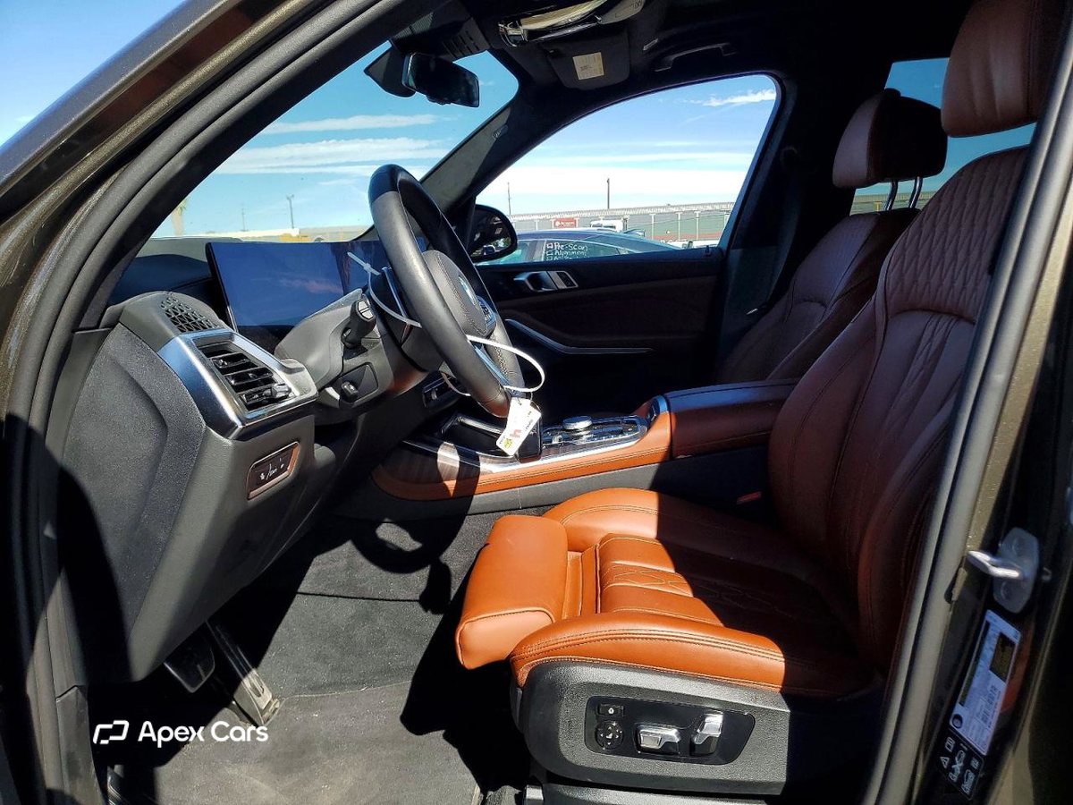 BMW X7 2025
