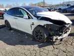 Tesla Model X 2023