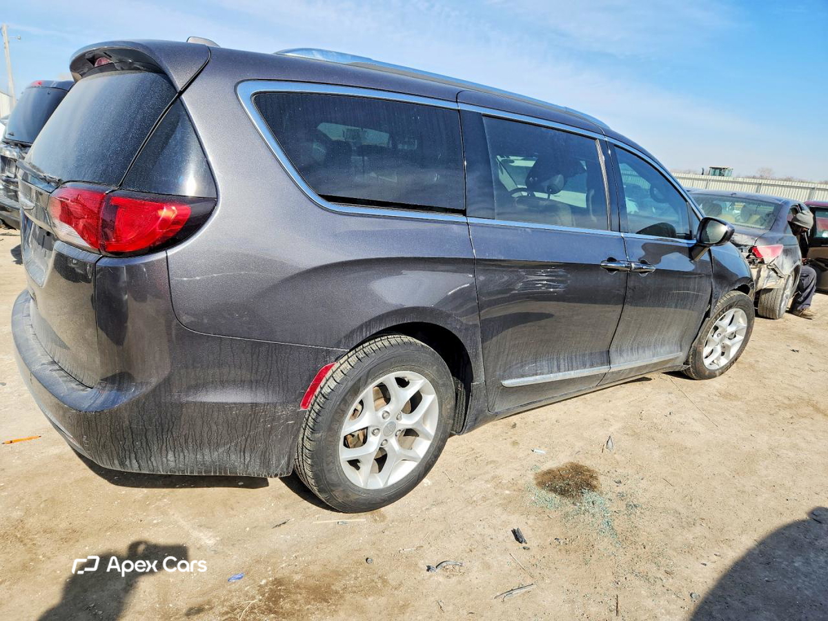 Chrysler Pacifica 2017