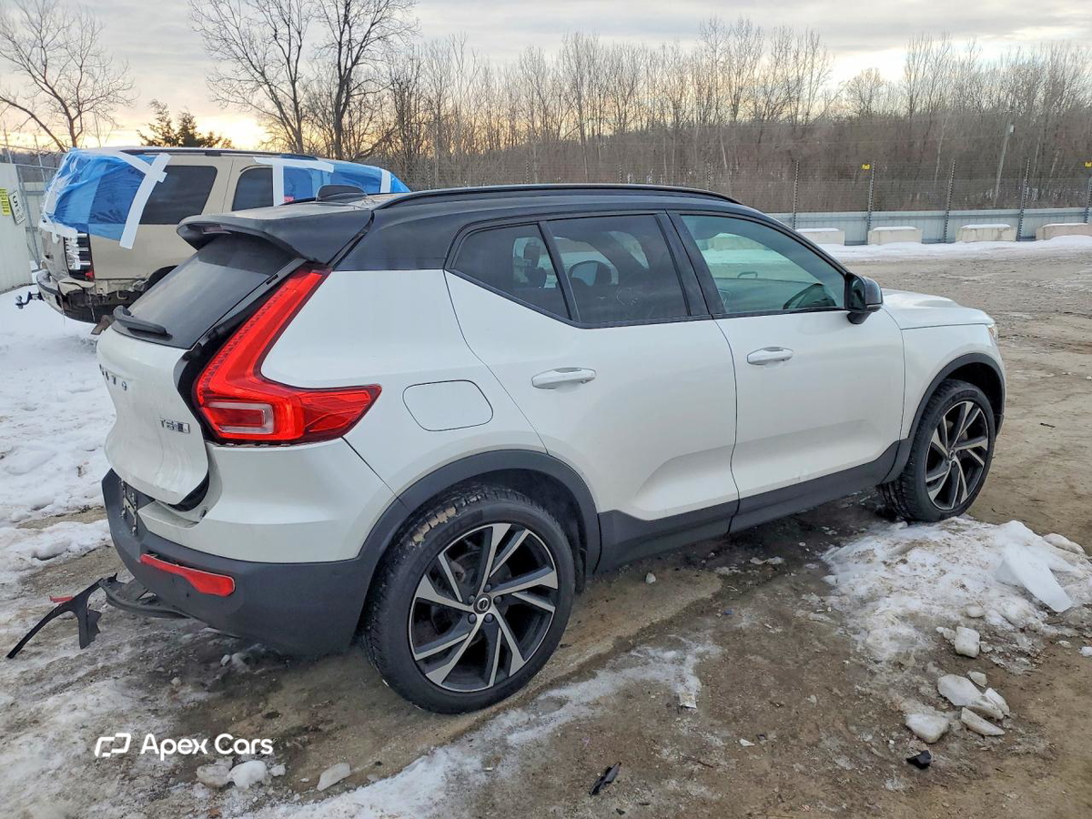 Volvo XC40 2020