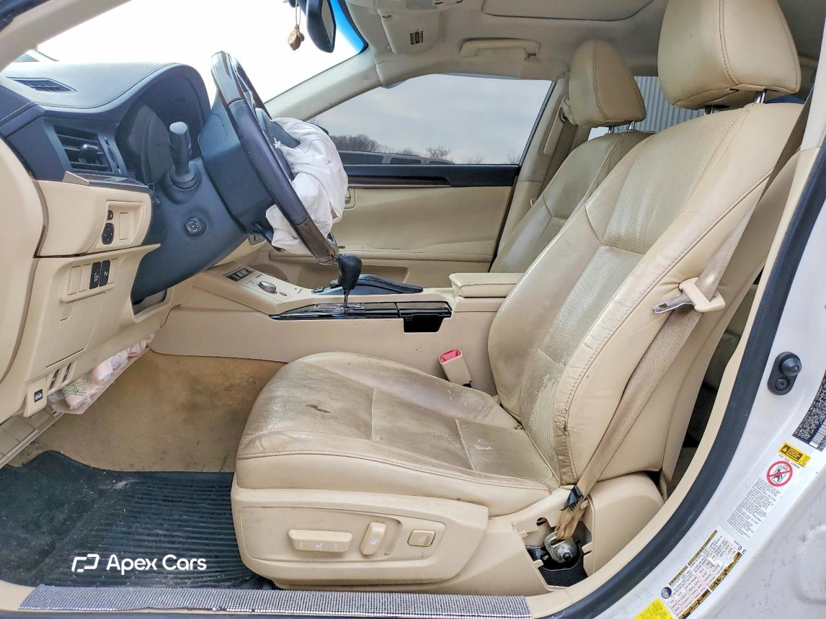 Lexus ES 2015