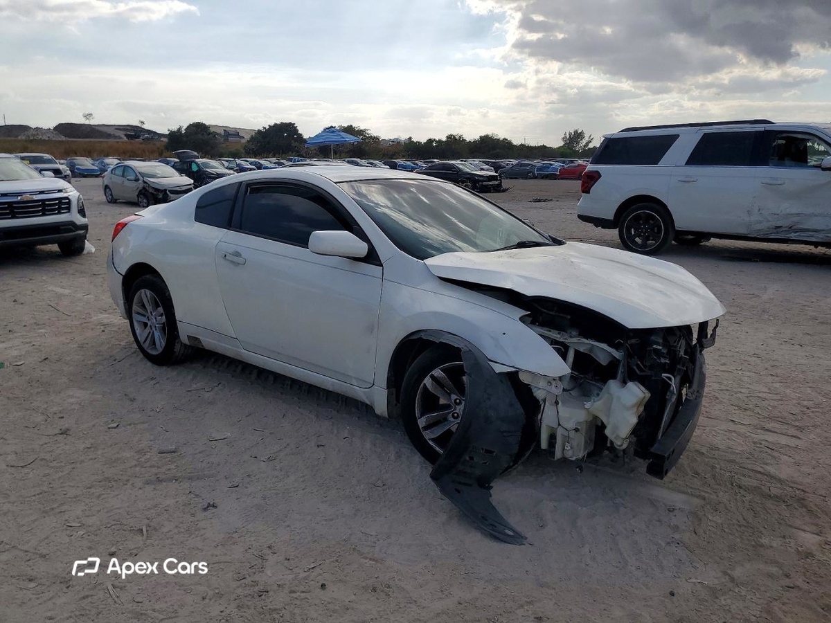 Nissan Altima 2010
