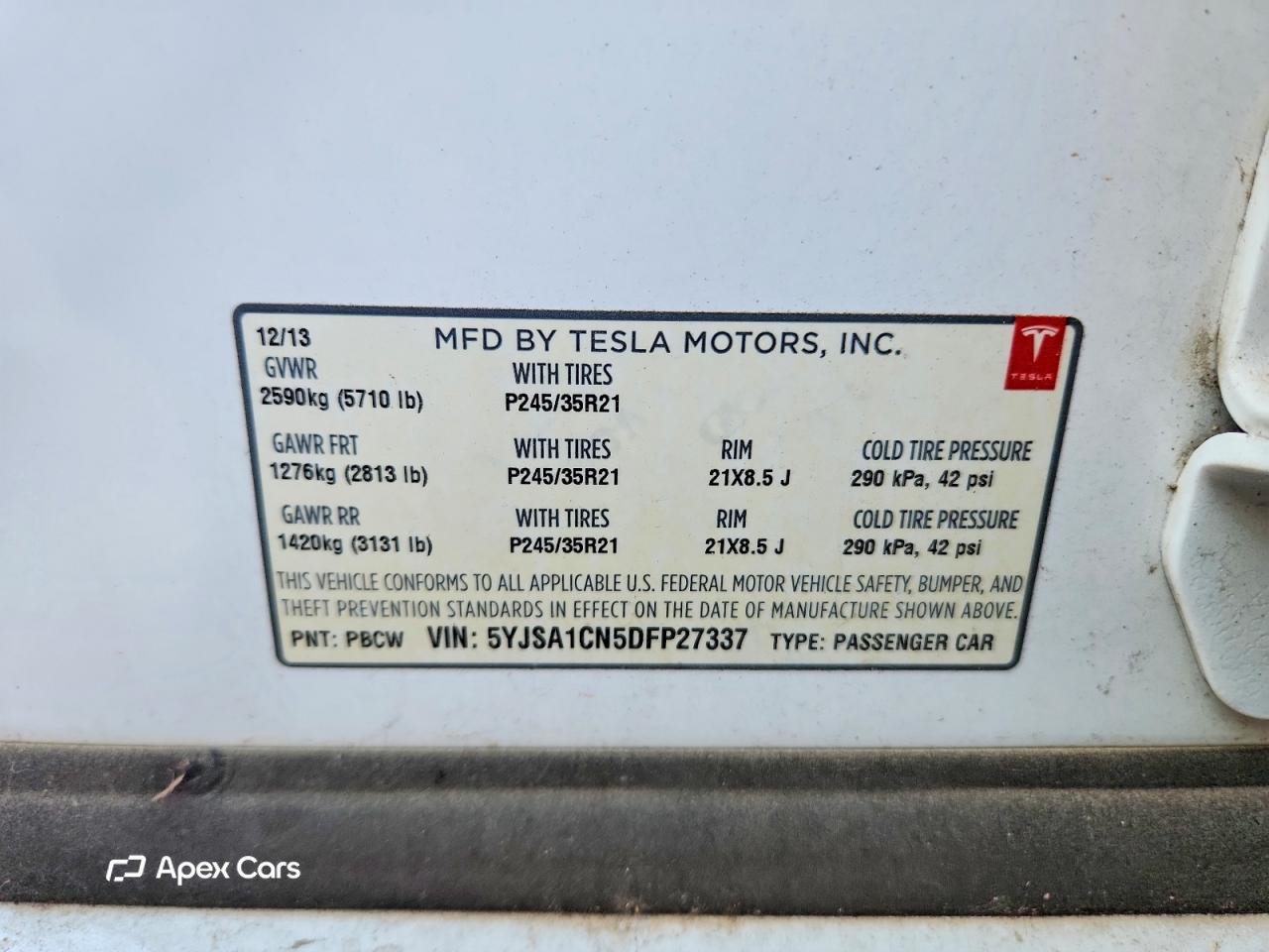 Tesla Model S 2013