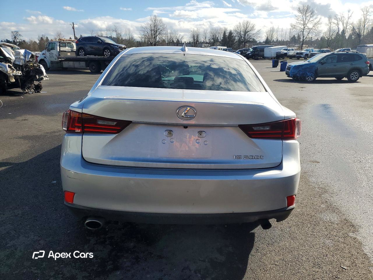 Lexus IS 2016